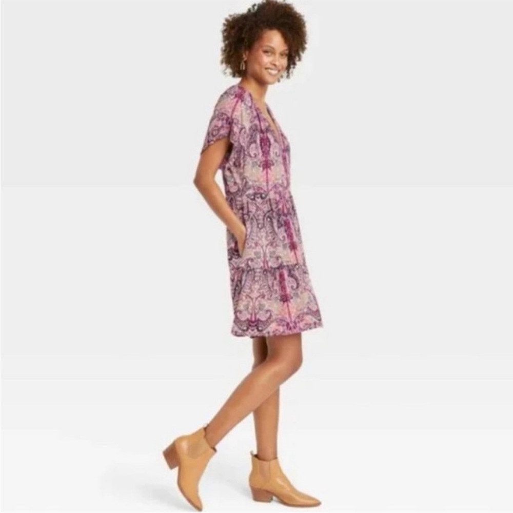 Knox Rose Pink Paisley Dress! 💕